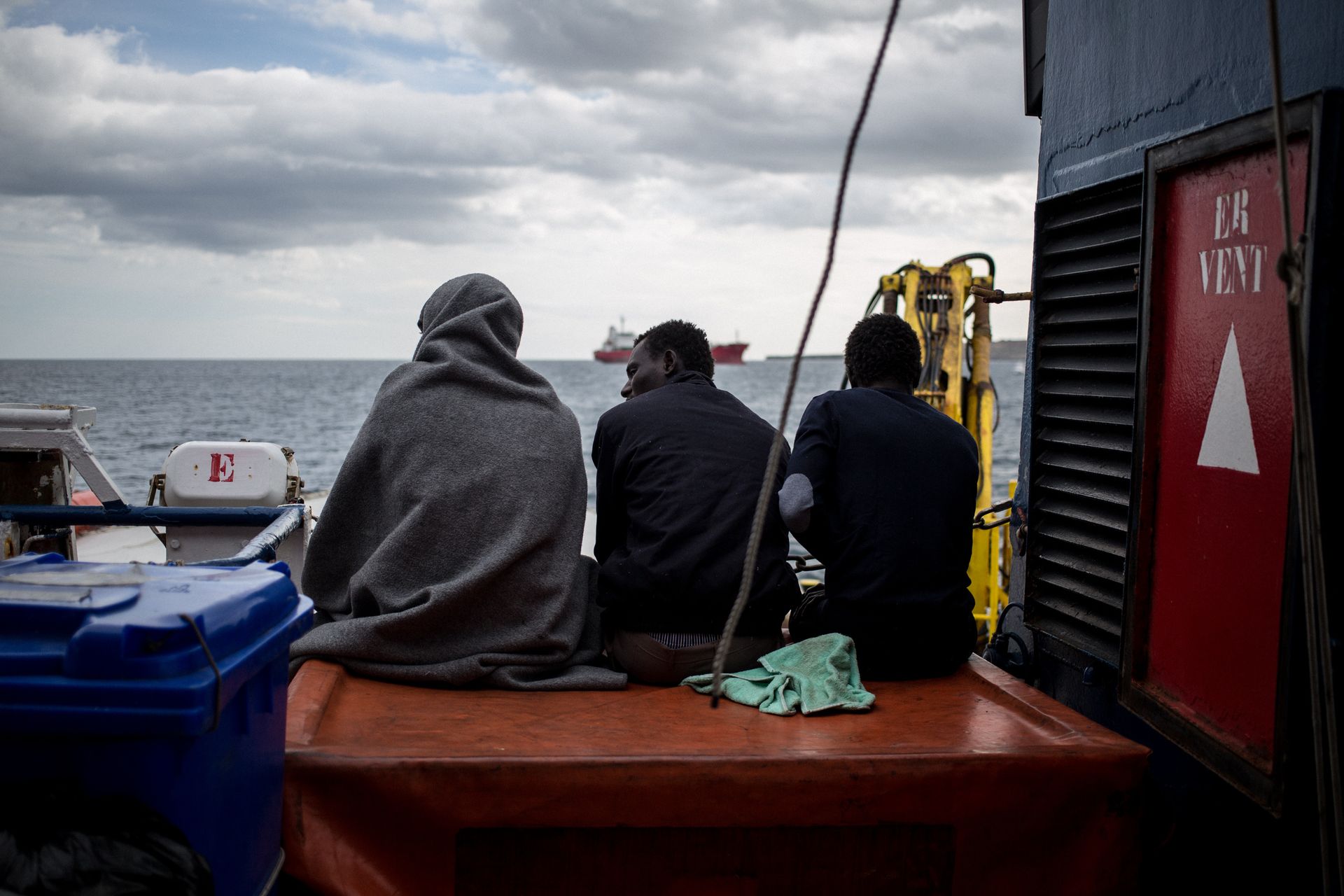 VVD wil celstraffen voor levens redden op zee - Joop foto