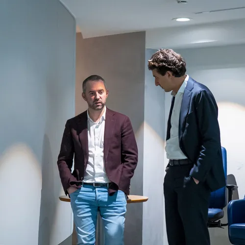 Oppositie vernietigend over miljoenennota: ‘Stilstand en afbraak’