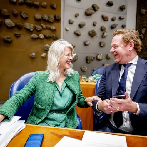 Mona Keijzer en David van Weel draaien bevolking rad voor ogen met miljardenbezuiniging op asielopvang