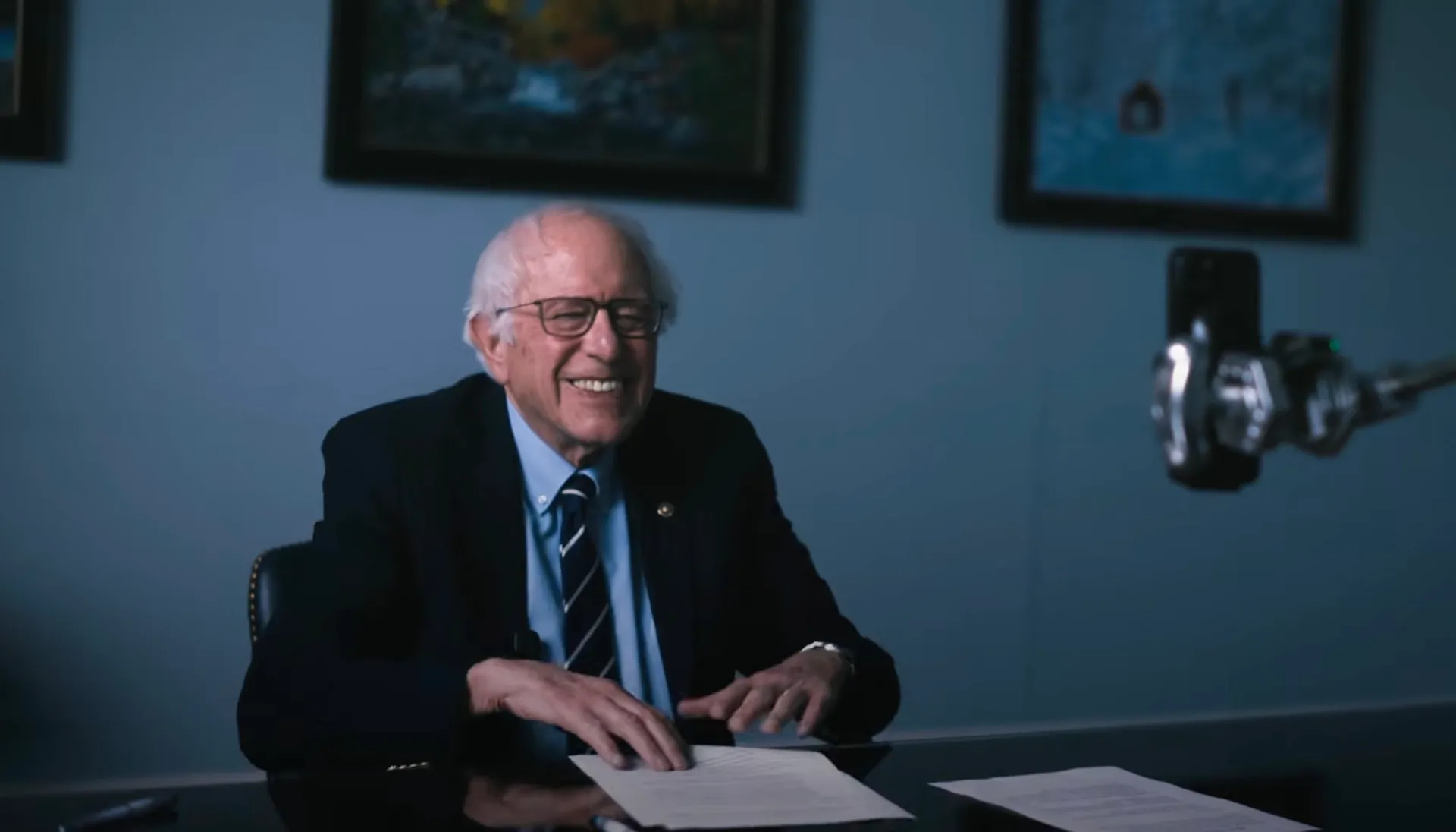 Afbeelding van Bernie Sanders in gesprek met Claude over de gevaren van AI