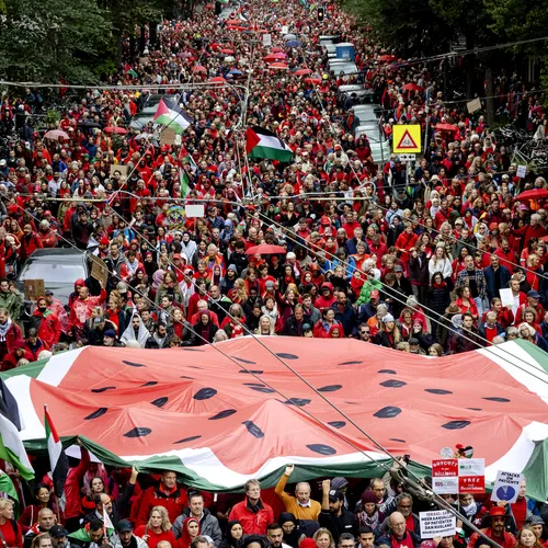 Honderdduizenden mensen protesteren tegen genocide in Gaza