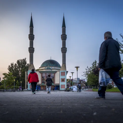 Overheidsdiscriminatie en Islamofobie: De moslimgemeenschap moet nu opstaan