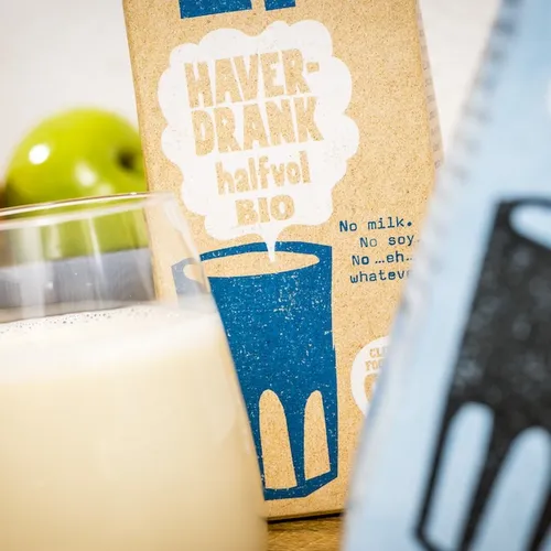 Havermelk is niet elitair maar juist spotgoedkoop
