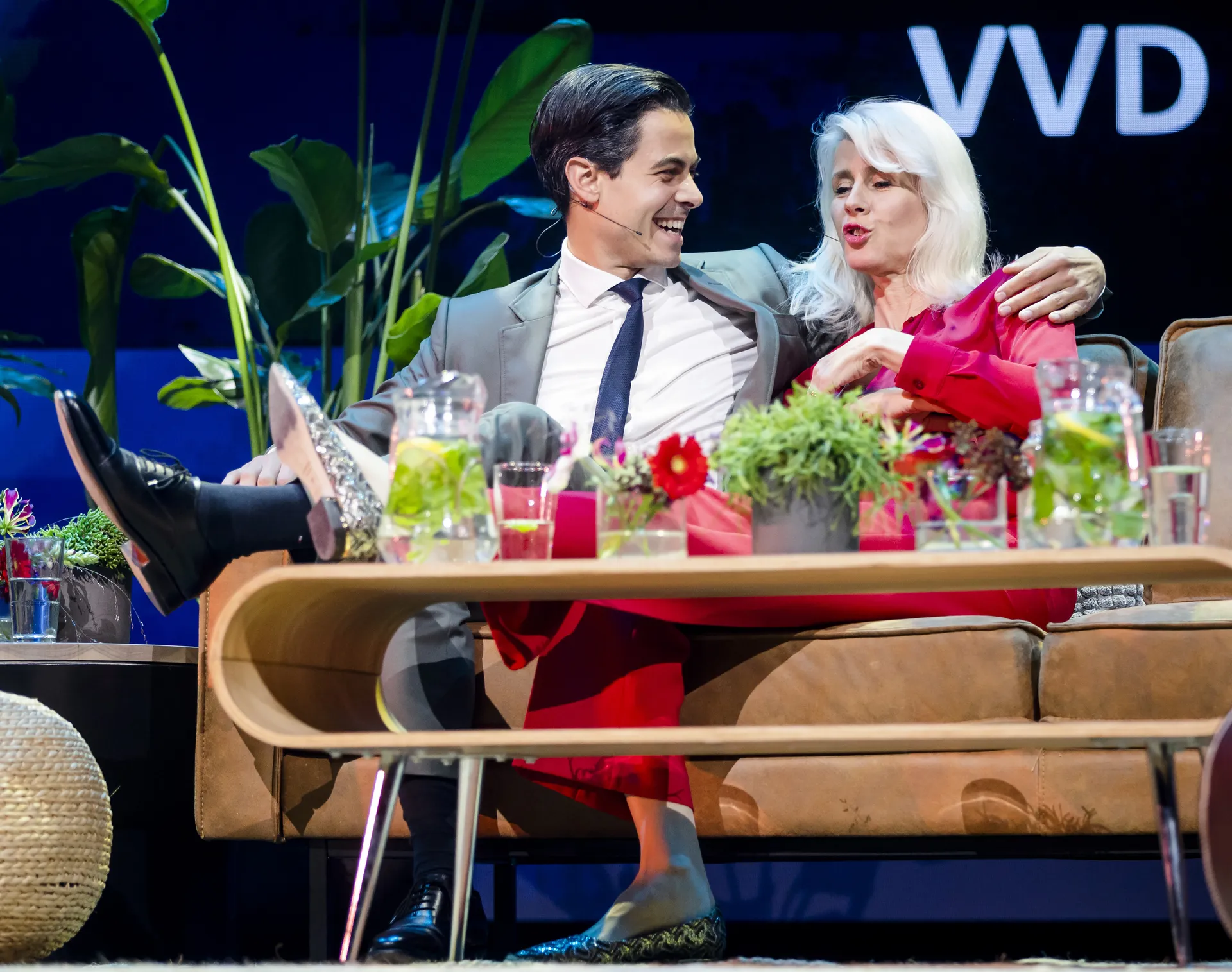 Afbeelding van Tante Theodora: Vandaag maken we samen met premier Rob Jetten een lekkere woordensalade
