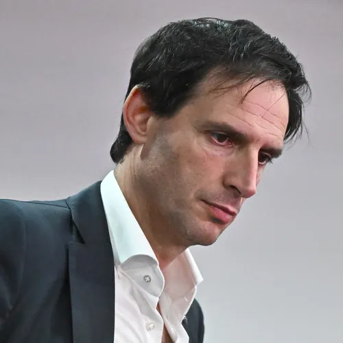 Wopke Hoekstra luidt de doodsklok over de Europese auto-industrie