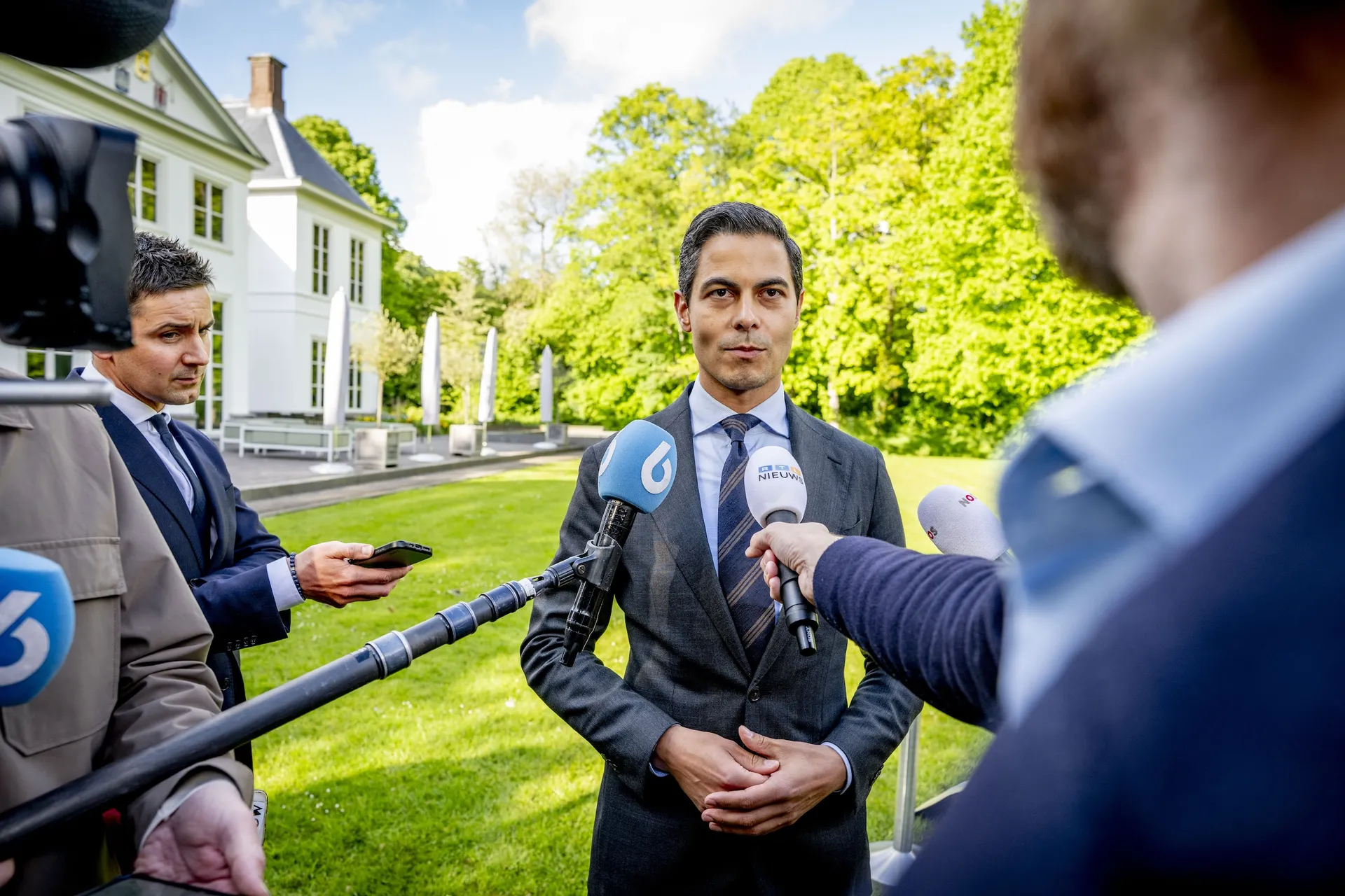 Afbeelding van Geweldsoproep Markuszower geen reden voor uitsluiting door Rubberen Ruggengraat Rob