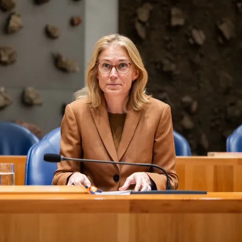 Minister Boekholt-O'Sullivan, stop met deze huurverhogingen