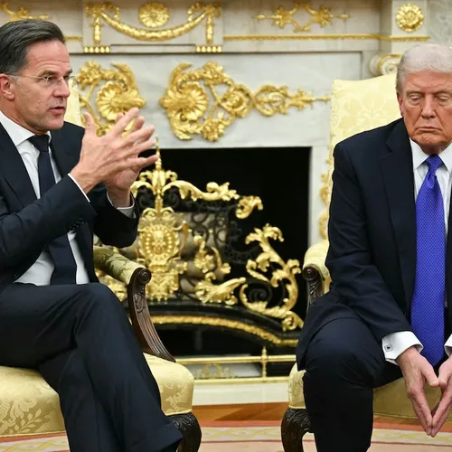 Trump zet gênant geslijm NAVO-chef Rutte online