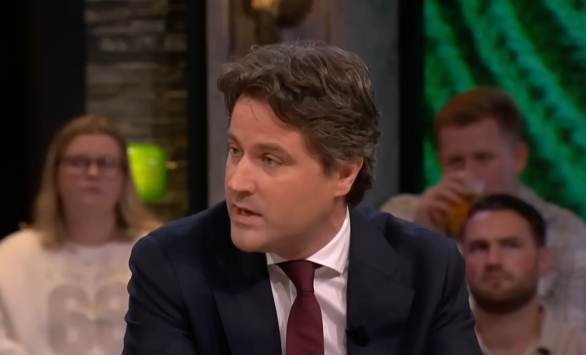 Afbeelding van Gelukkig bood Bontenbal zijn excuses aan, maar er is meer nodig voor een veilig schoolklimaat