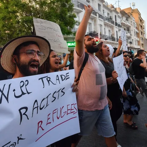 De indoctrinatie tegen migranten, van Nederland tot Tunesië