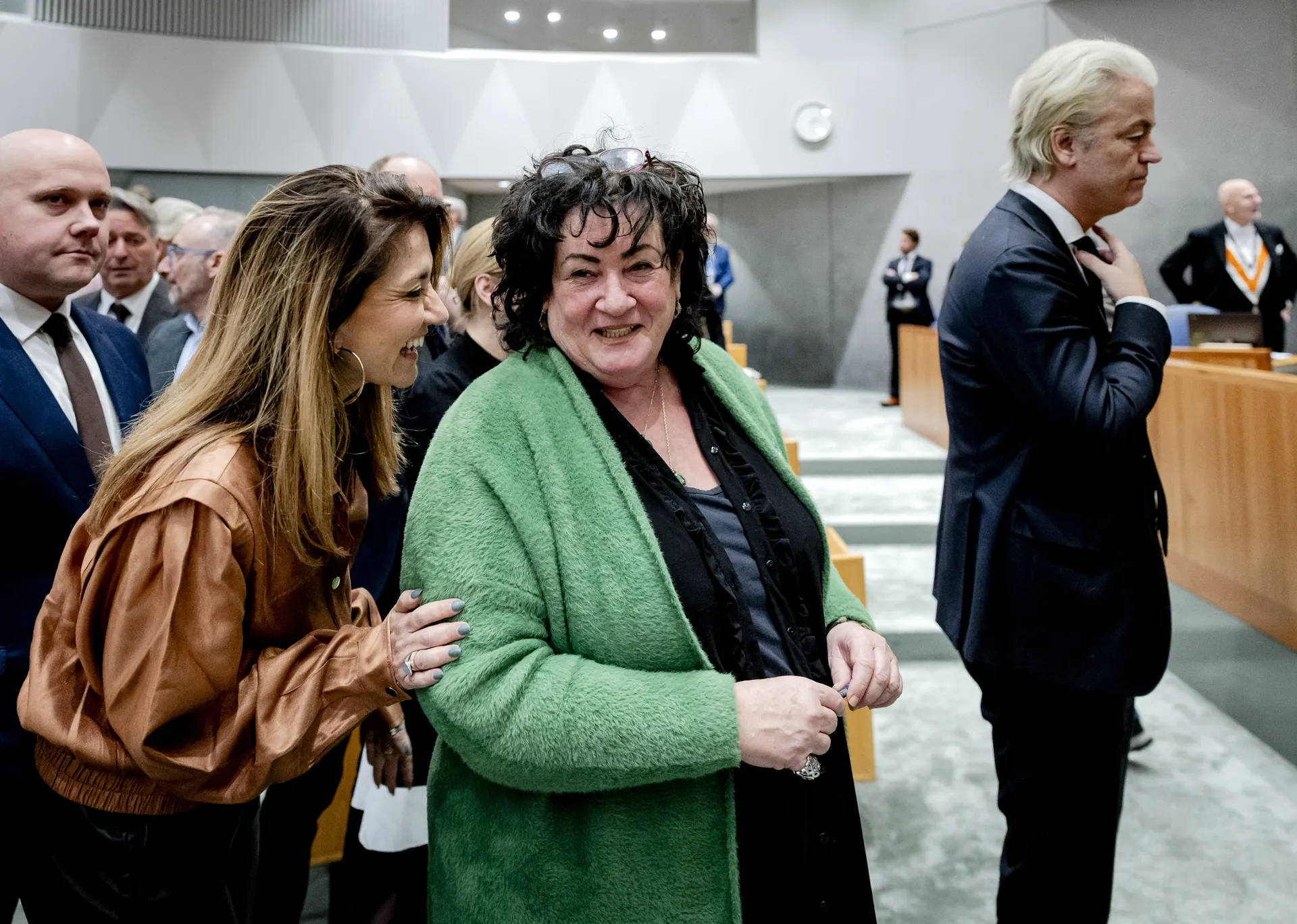 Afbeelding van ‘Judenhelfer’ zijn nu ook crimineel, vindt een Kamermeerderheid