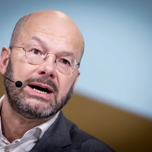 Een telefoontje van Donald Pols, hij schaamt zich kapot