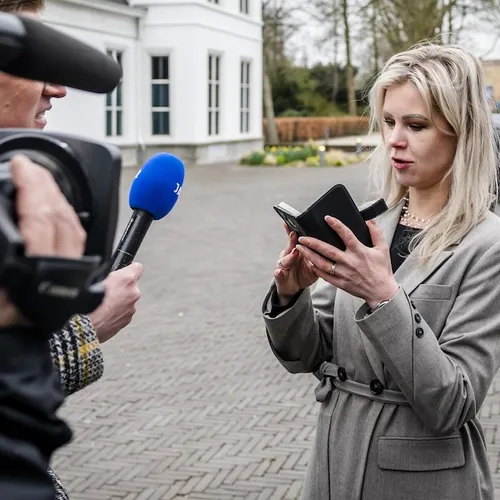 Johan Vollenbroek opent offensief tegen illegale stikstof-stallen na falen BBB-minister Femke Wiersma