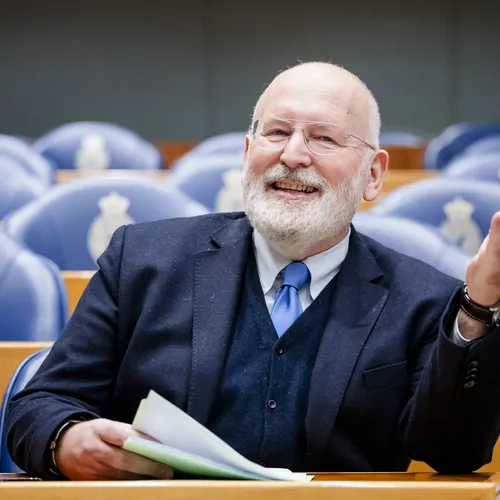 Frans Timmermans unaniem voorgedragen als lijsttrekker GroenLinks-PvdA