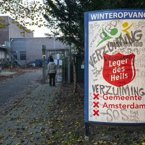 Hoe Amsterdam dakloosheid kan transformeren van opvang naar omarming