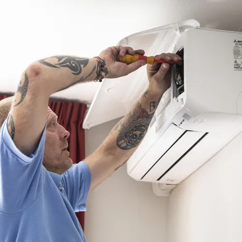 Airco voor kwetsbare ouderen is geen luxe, maar levensreddende preventie