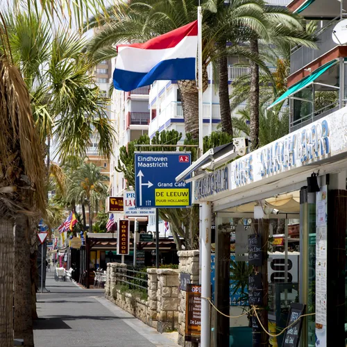 Omvolking? Díe buitenlanders zijn wij zelf