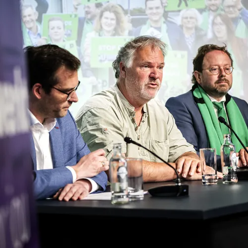 Hans Spekman dreigt met landelijke stakingen als kabinet-Yesilgöz AOW-plannen niet intrekt