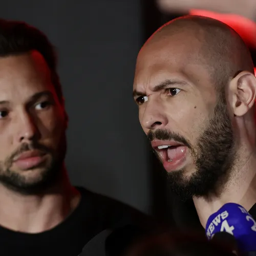 Andrew en Tristan Tate ook in VK aangeklaagd voor verkrachting en mensenhandel