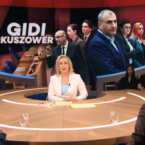 Geef mij C’est Mocro in plaats van NOS en programma's als Pauw en de Wit