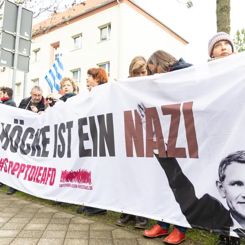 Ondernemers met migratieachtergrond sluiten zaken uit protest tegen racisme in Maagdenburg