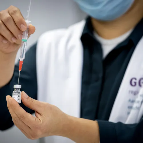 Kabinet-Jetten laat zorgmedewerkers stikken bij nieuwe pandemie