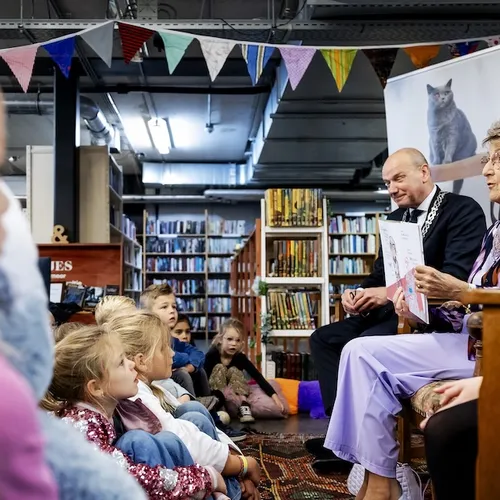 Hoera, het is weer Kinderboekenweek. Nog wel.