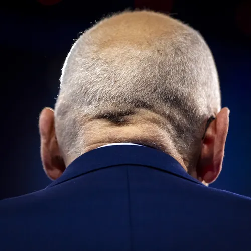 Frans Timmermans stapt op