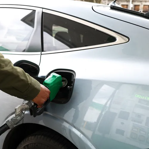 Oliegiganten harken miljarden extra binnen over de rug van consument