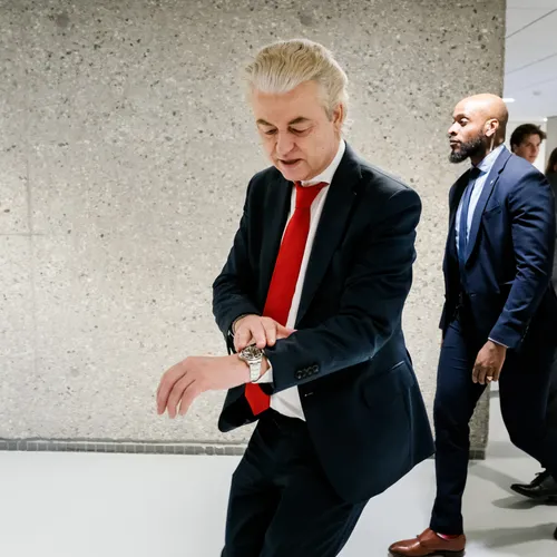 ‘Twee voor twaalf’? Het defecte horloge van Wilders