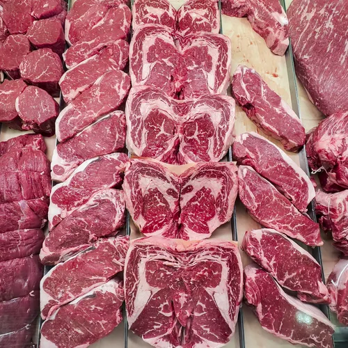 Nederlanders worden ziek omdat ze nog altijd veel te veel rood vlees eten (en PFAS)