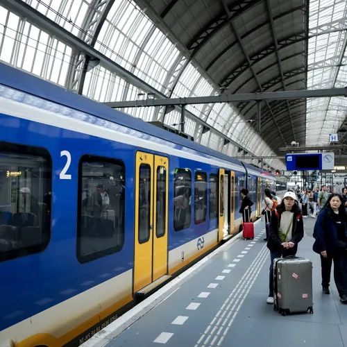 Duizenden tekenen petitie voor gratis OV voor AOW’ers
