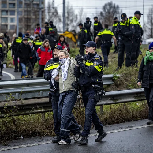 Een verbod op Extinction Rebellion, Urgenda, Milieudefensie en Greenpeace