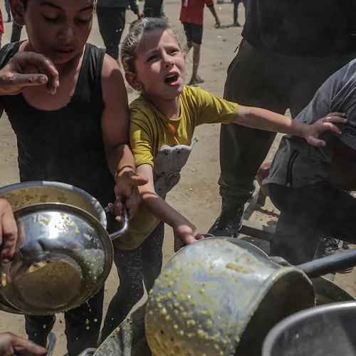 De familie in Gaza over chaos bij de voedseldistributie door honger