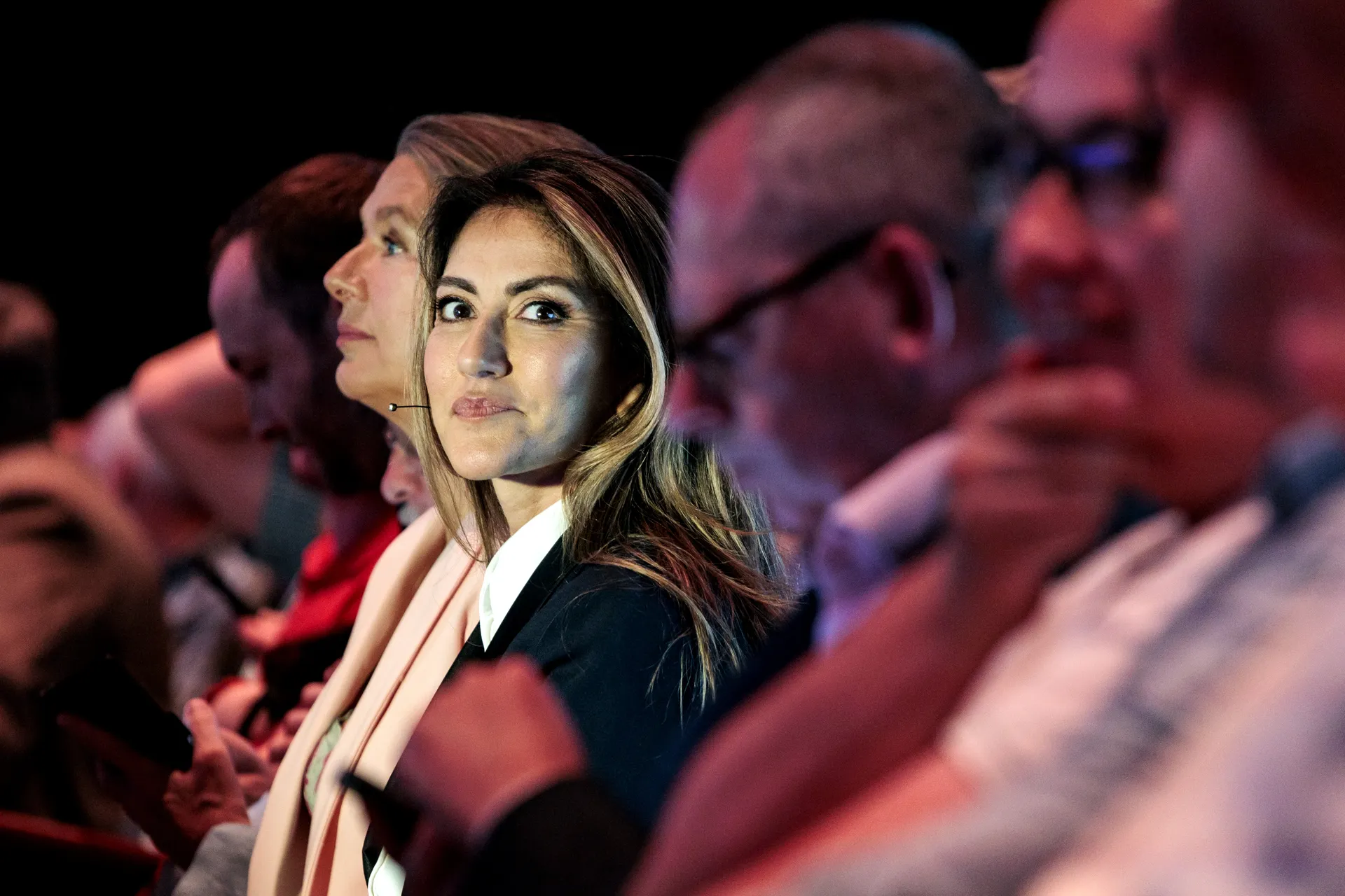 Afbeelding van Dilan Yesilgöz wil bijstandsgerechtigden laten opdraaien voor hogere defensieuitgaven