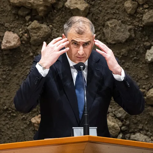 Verbijsterend dat Rianne Letschert Markuszower op de koffie vraagt