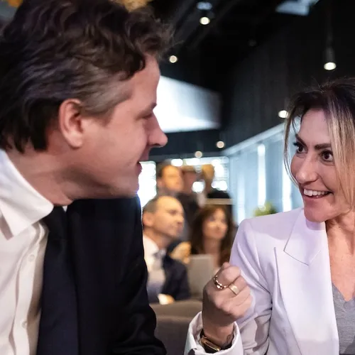 Bontenbal predikt fatsoen maar bekent nu plots voorkeur voor VVD