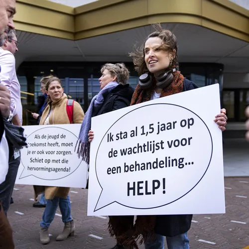 Door VVD-kabinetten veroorzaakte wachtlijsten in de ggz nog nooit zo lang als nu