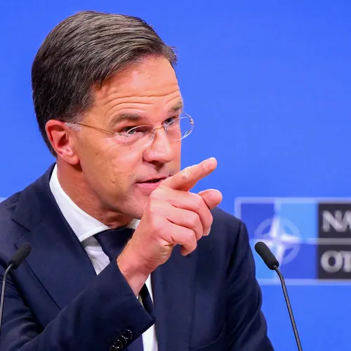 Als puntje bij paaltje komt, is Rutte het werktuig van Trump