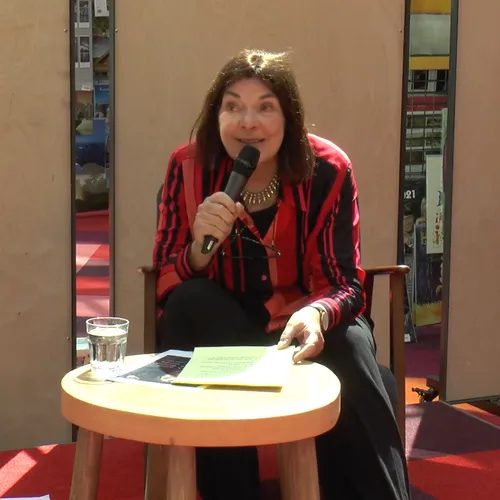 Het achterhaalde feminisme en de losse omgang met feiten van Jolande Withuis