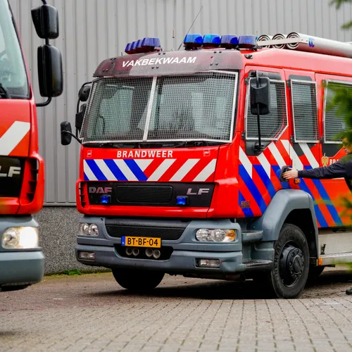 Telegraaf stookte vuurtje ‘antisemitische brandstichting’ op, nu lijkt bewoner zelf achter brand te zitten