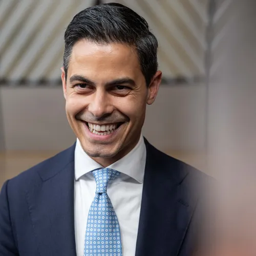 Premier Jetten, het is tijd om te normeren