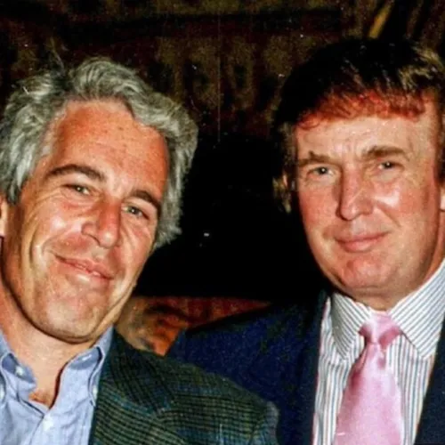 Trump onder vuur: drie minuten weggeknipt uit bewakingsbeelden Jeffrey Epstein