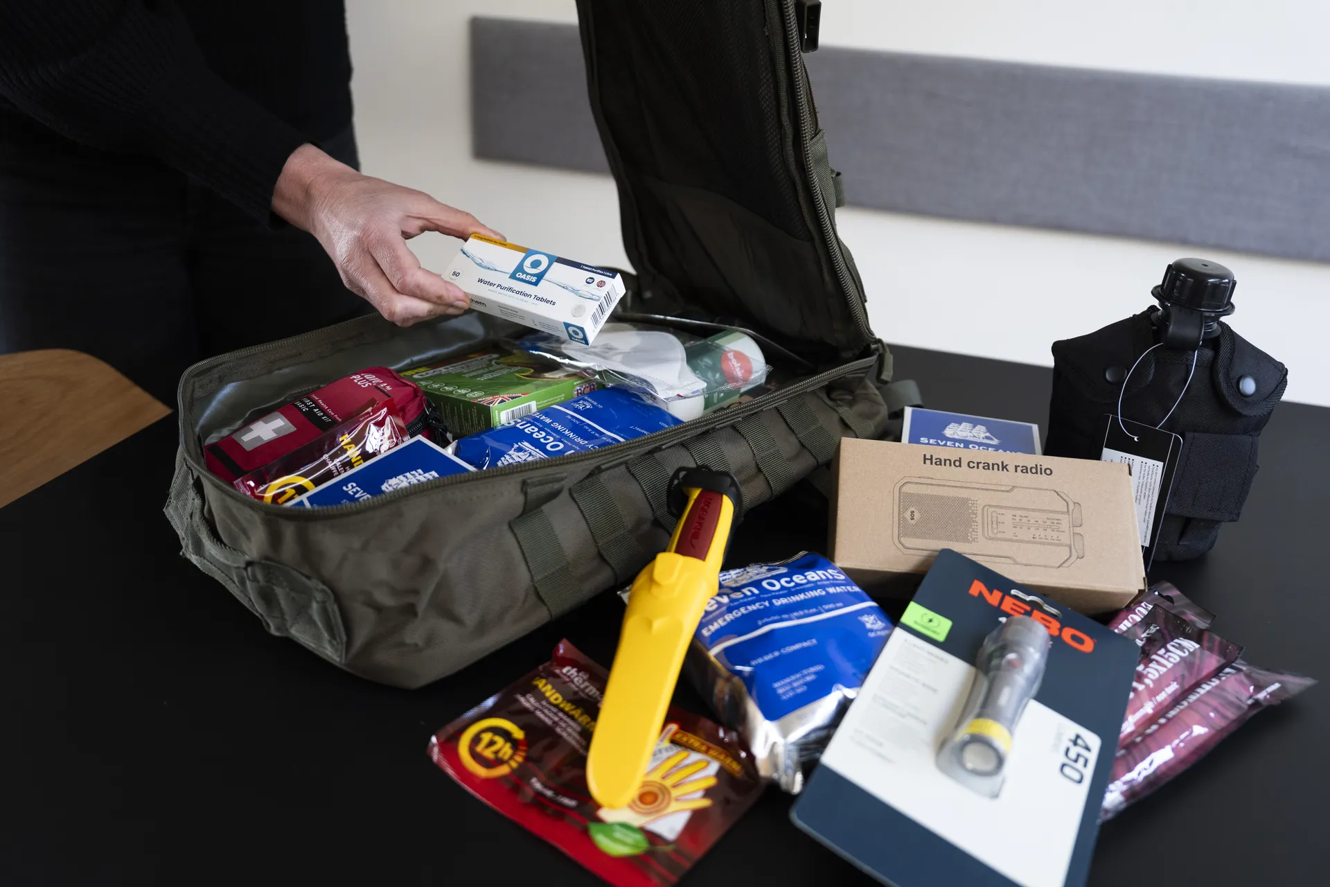 Afbeelding van Europese Commissie adviseert alle burgers om noodvoorraden aan te leggen