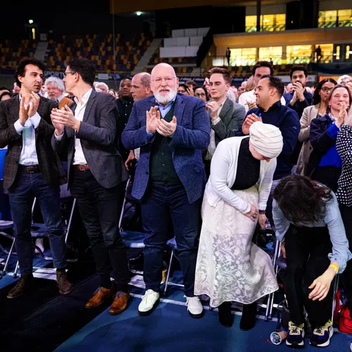 De toekomst van links begint bij échte democratie