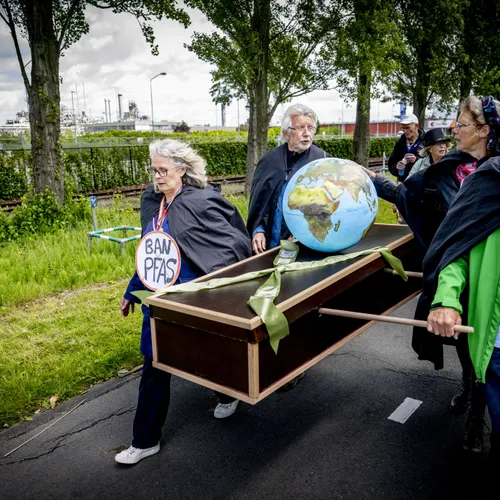 Welkom op Vuilnisbelt Nederland: de luxeversie