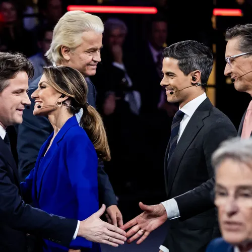 Onze politici hebben een dokter nodig