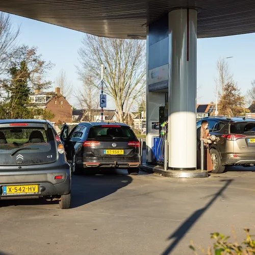 Europa slaat alarm over energiecrisis, futloos kabinet duikt weg