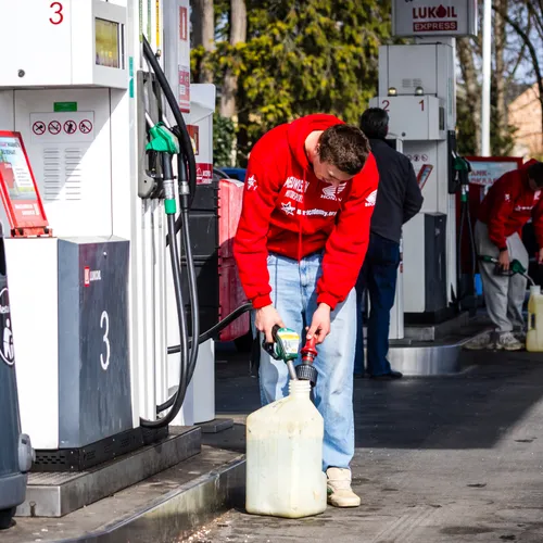 Europa voelt gevolgen van illegale oorlog Trump en Netanyahu: inflatie omhoog, minder economische groei