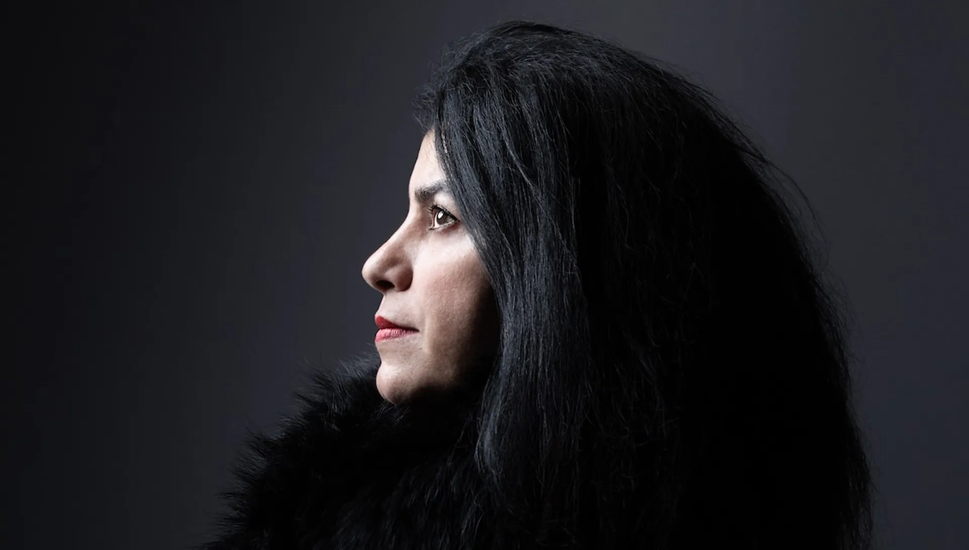 Afbeelding van Marjane Satrapi, subliem chroniqueur van Iraanse ballingen, gestorven van verdriet